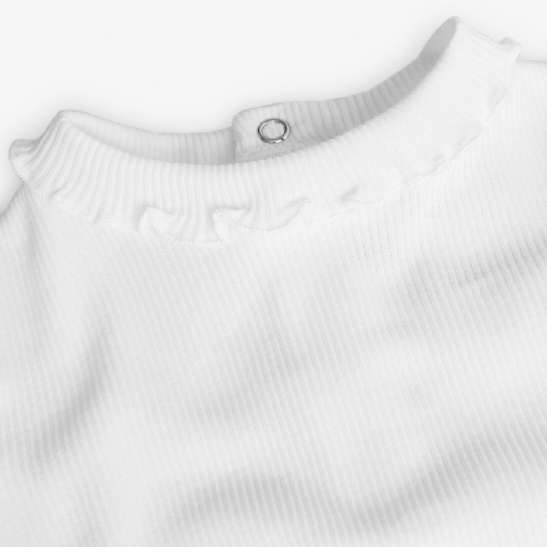 Гольф на кнопці White