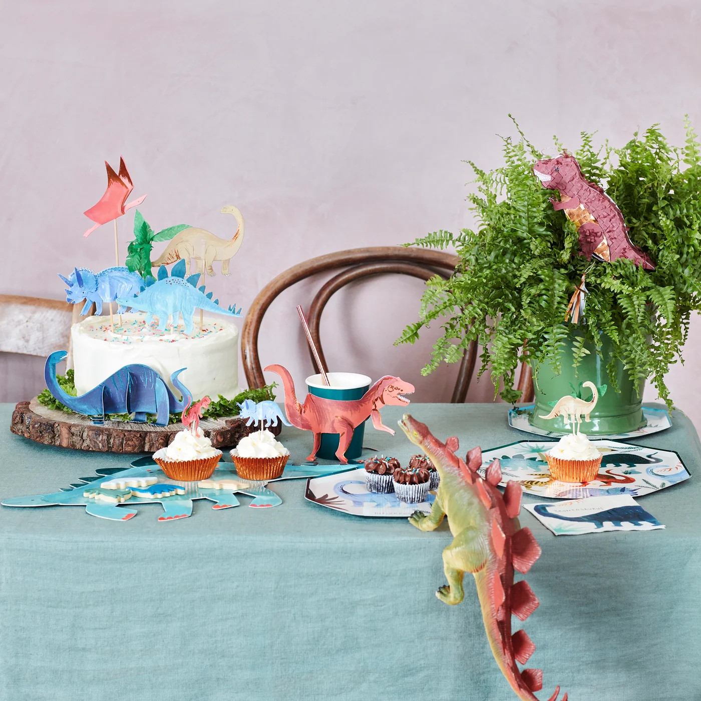Набір для капкейків Dinosaur Kingdom Cupcake Kit (24 шт.)
