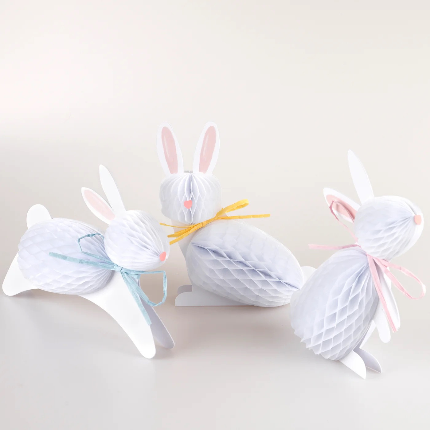Набір декору Bunny Honeycomb Decorations (6 шт.)