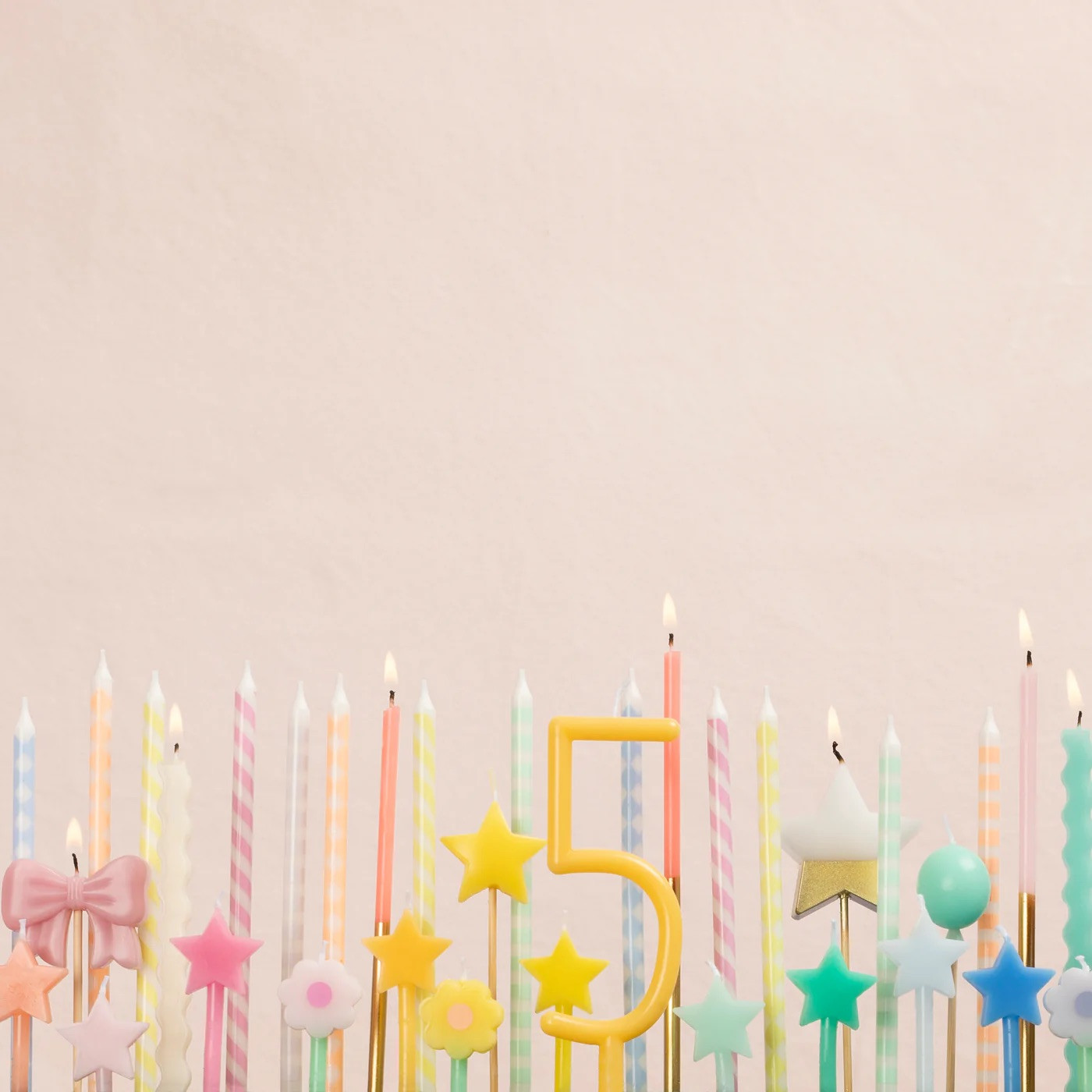 Набір свічок Rainbow Star Candles (12 шт.)